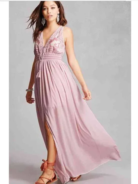 Soieblu Embroidered Maxi Dress in Tea Rose size small - Picture 2 of 11